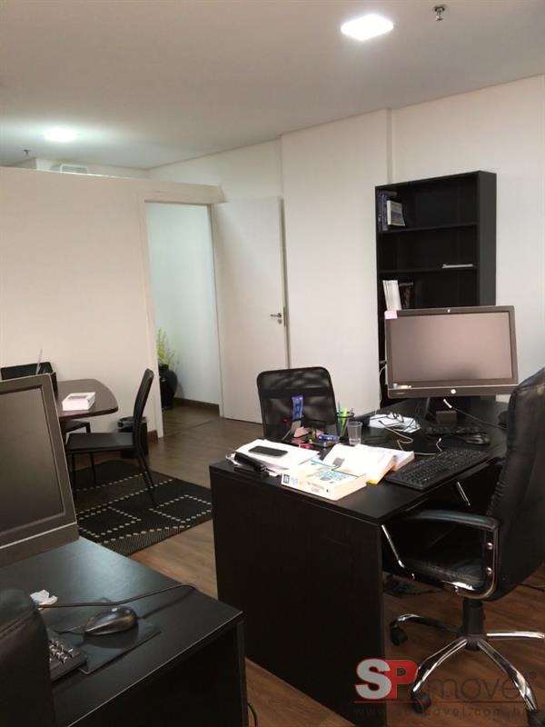 Sala Comercial para Aluguel por R$2.200,00/Mês - Centro, Arujá / SP