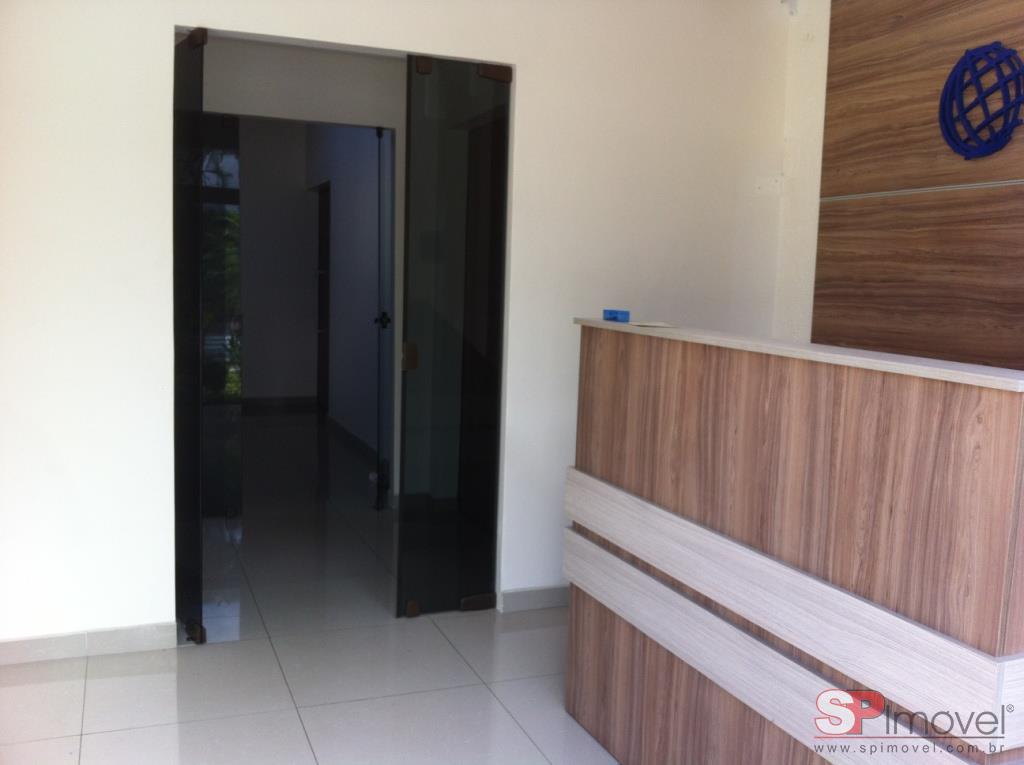 Galpão para Aluguel por R$6.500,00/Mês - Centro, Arujá / SP