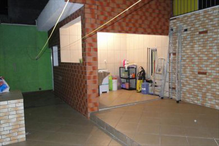 Casa para Venda por R$650.000,00 e Aluguel á R$5.000,00/Mês - Curuça velha, São paulo / SP