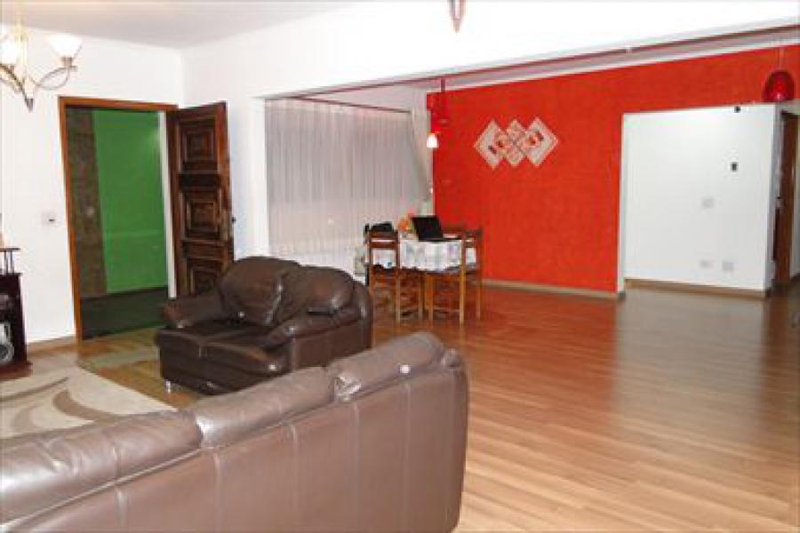 Casa para Venda por R$650.000,00 e Aluguel á R$5.000,00/Mês - Curuça velha, São paulo / SP