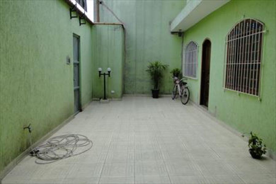 Casa para Venda por R$650.000,00 - Jardim helena , São paulo / SP