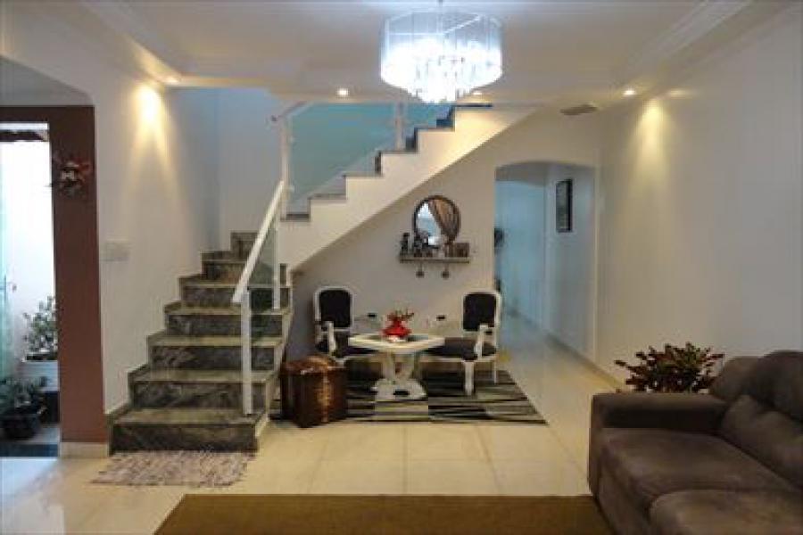 Casa para Venda por R$650.000,00 - Vila jacuí, São paulo / SP