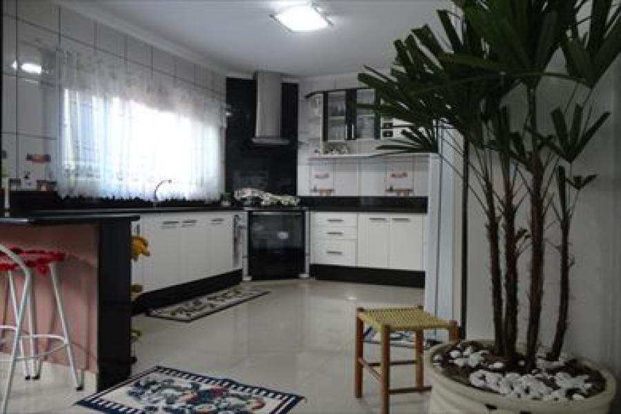 Casa para Venda por R$650.000,00 - Vila jacuí, São paulo / SP