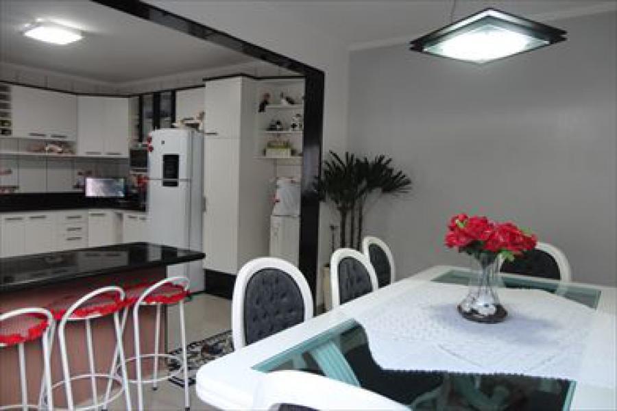 Casa para Venda por R$650.000,00 - Vila jacuí, São paulo / SP