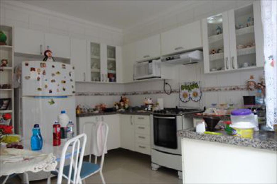 Casa para Venda por R$910.000,00 - Jardim helena , São paulo / SP