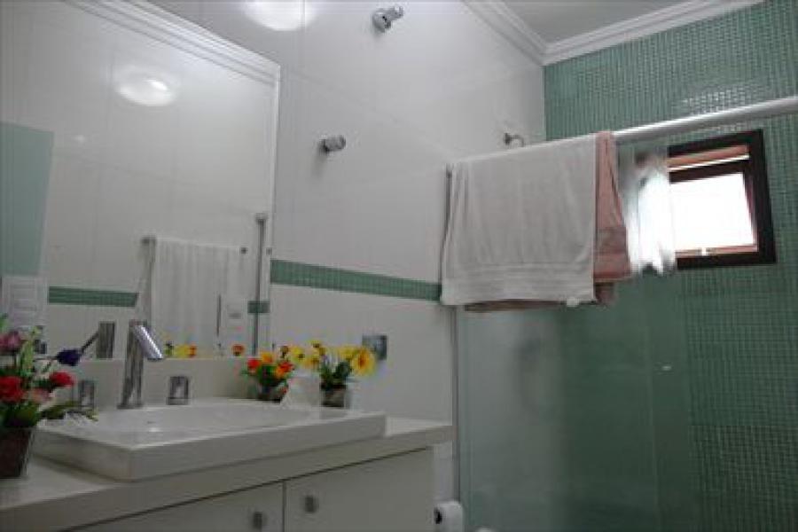 Casa para Venda por R$910.000,00 - Jardim helena , São paulo / SP