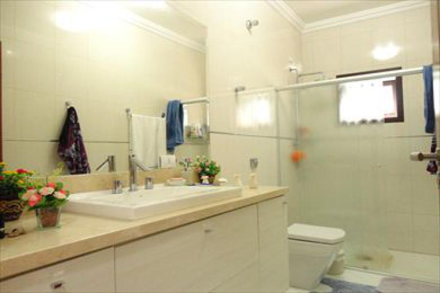 Casa para Venda por R$910.000,00 - Jardim helena , São paulo / SP