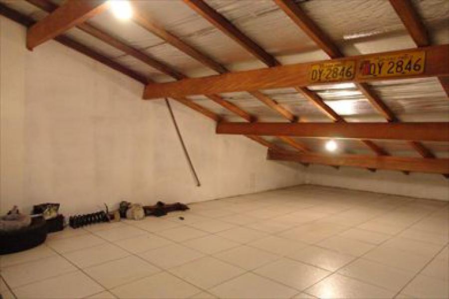 Casa para Venda por R$910.000,00 - Jardim helena , São paulo / SP