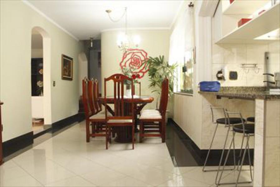 Casa para Venda por R$1.500.000,00 e Aluguel á R$7.500,00/Mês - Jardim alto pedroso , São paulo / SP