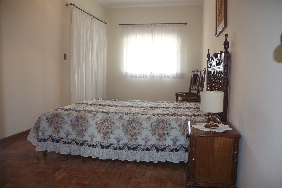 Sobrado para Venda por R$1.300.000,00 e Aluguel á R$8.000,00/Mês - Vila jacuí, São paulo / SP
