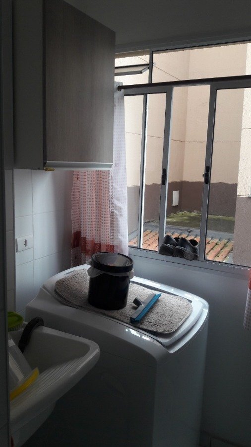 Apartamento para Venda por R$150.000,00 - Jardim do algarve, Itaquaquecetuba / SP