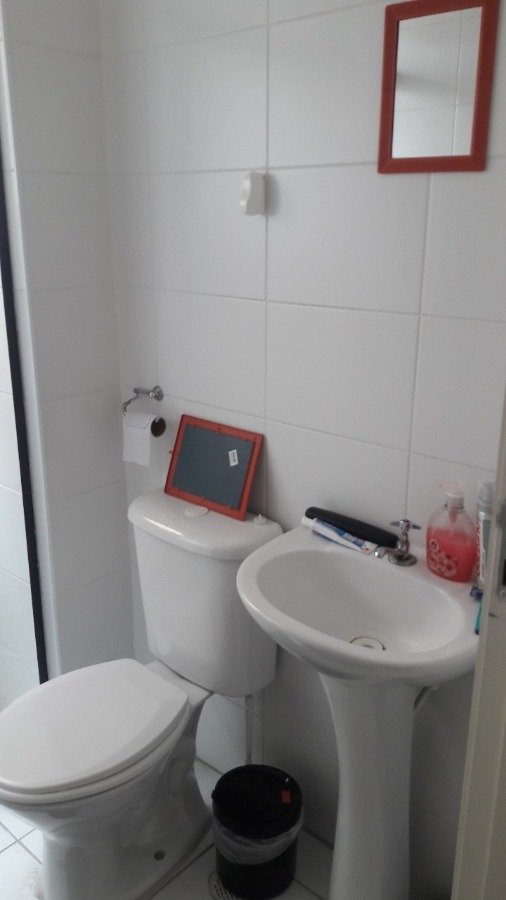 Apartamento para Venda por R$150.000,00 - Jardim do algarve, Itaquaquecetuba / SP