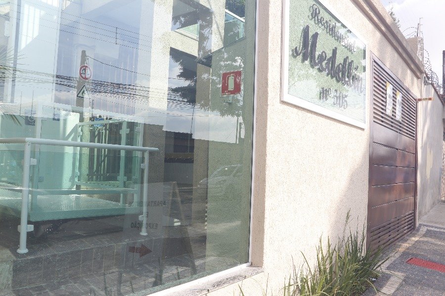 Sobrado para Venda por R$215.000,00 - Itaquera, São paulo / SP