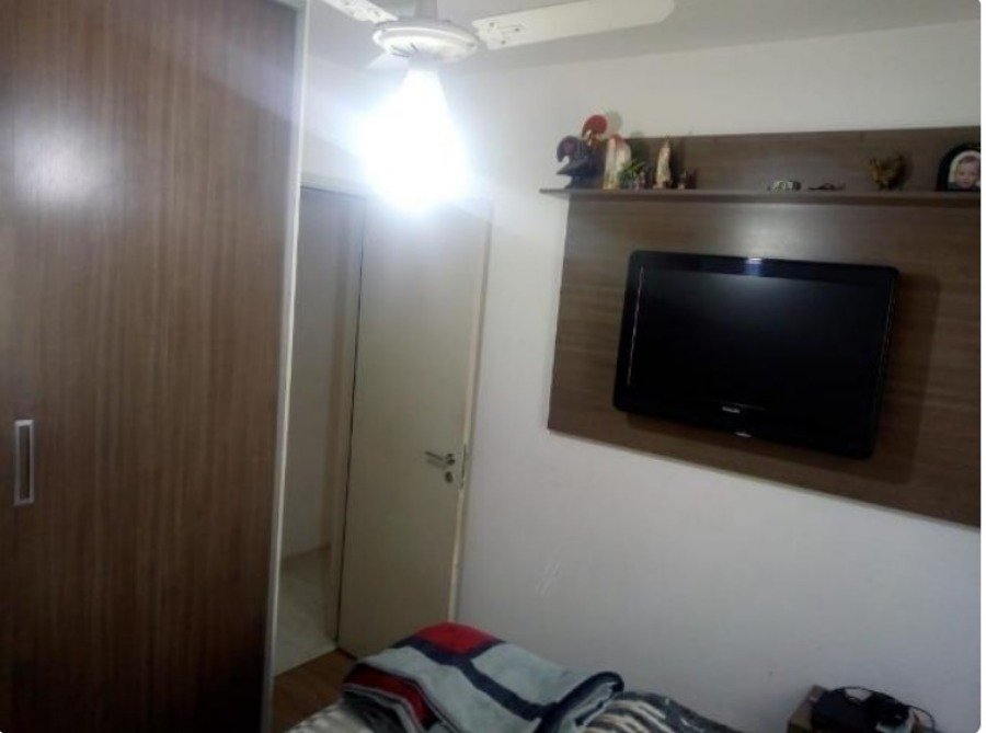 Apartamento para Venda por R$265.000,00 - Vila carmosina, São paulo / SP