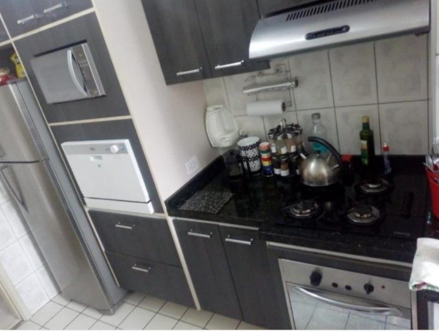 Apartamento para Venda por R$265.000,00 - Vila carmosina, São paulo / SP