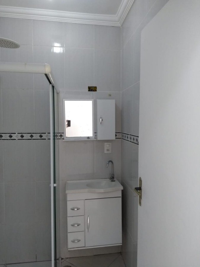 Sobrado para Venda por R$280.000,00 e Aluguel á R$1.200,00/Mês - Itaquera, São paulo / SP