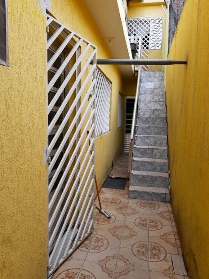 Sobrado à venda com 4 quartos, 120m² - Foto 3