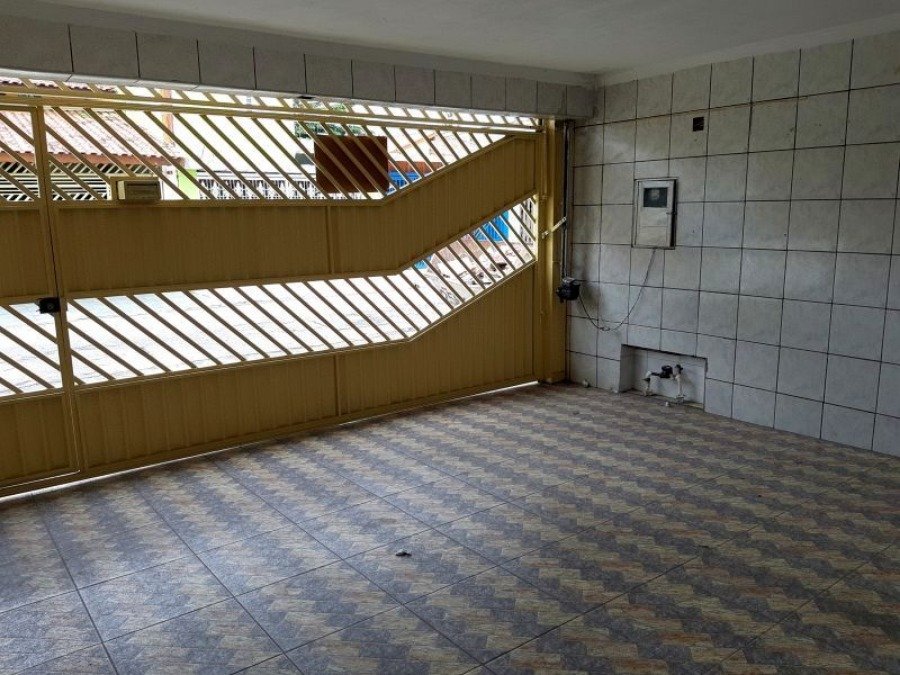 Sobrado à venda com 4 quartos, 120m² - Foto 2