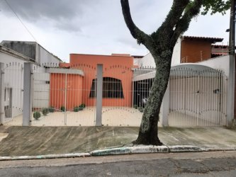 Casa para Venda por R$1.535.000,00 com 460m², 3 dormitórios, 1 suite e 6 vagas - Vila jacuí, São paulo / SP