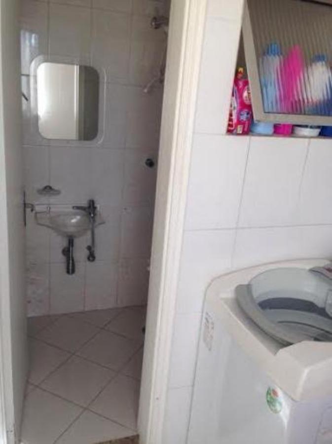 Apartamento à venda com 2 quartos, 70m² - Foto 13