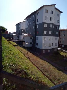 Apartamento para Venda por R$180.000,00 com 51m², 2 dormitórios, 1 vaga e 1 banheiro - Itaim paulista, São paulo / SP