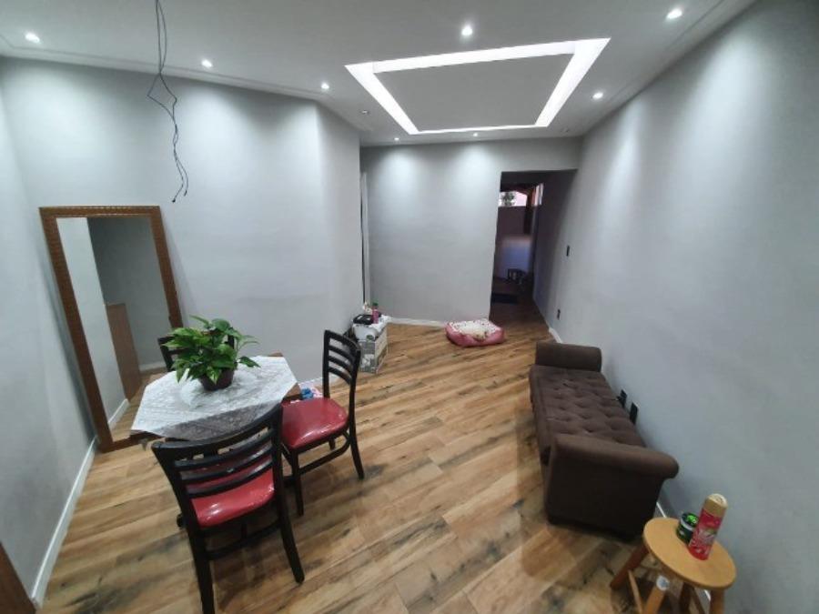 Apartamento à venda com 2 quartos, 79m² - Foto 1