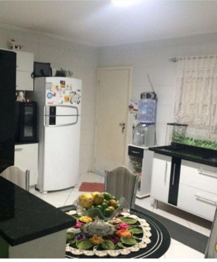 Sobrado à venda com 3 quartos, 120m² - Foto 4