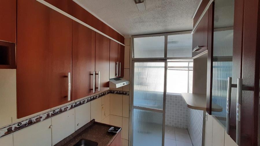 Apartamento à venda com 2 quartos, 60m² - Foto 1