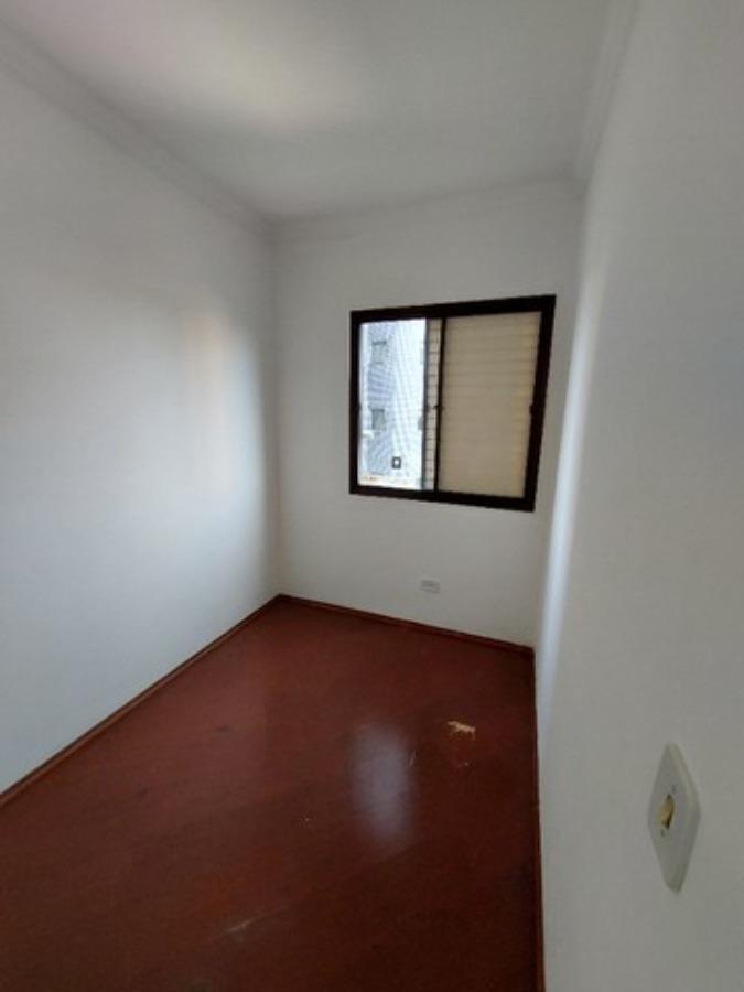 Apartamento à venda com 3 quartos, 69m² - Foto 9