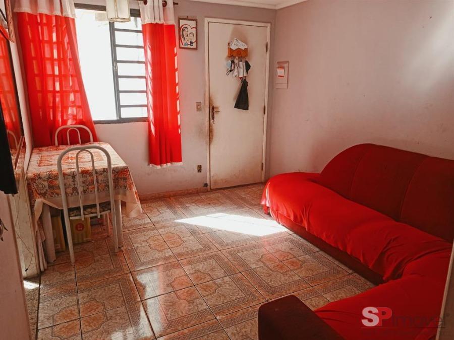 Apartamento à venda com 2 quartos, 42m² - Foto 2