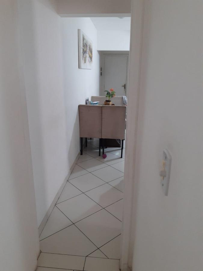 Apartamento à venda com 2 quartos, 56m² - Foto 10