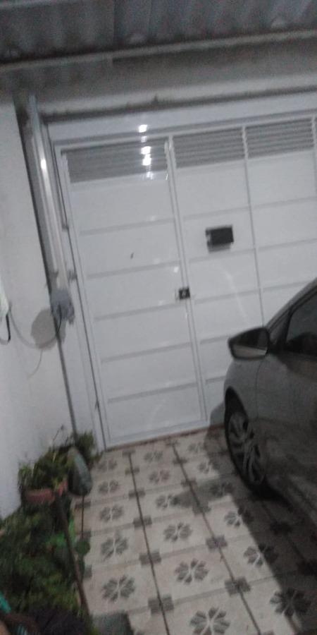 Sobrado à venda com 4 quartos, 200m² - Foto 4