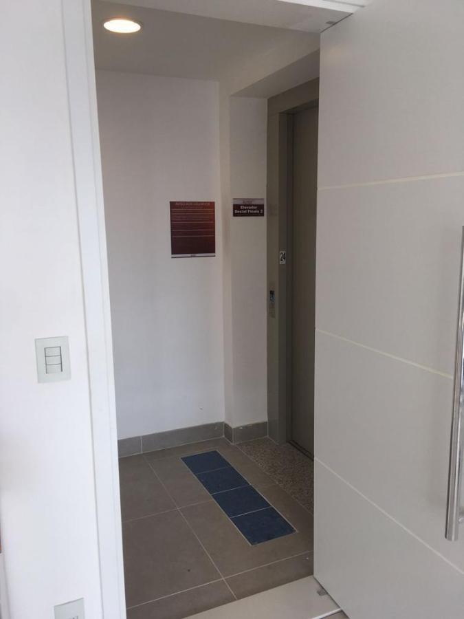 Apartamento à venda com 1 quarto, 160m² - Foto 2