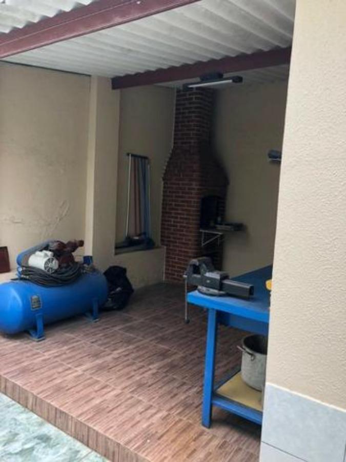 Casa à venda com 3 quartos, 250m² - Foto 14