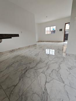 Sobrado para Venda por R$450.000,00 com 75m², 2 dormitórios, 2 vagas e 1 banheiro - Guaianases, São paulo / SP