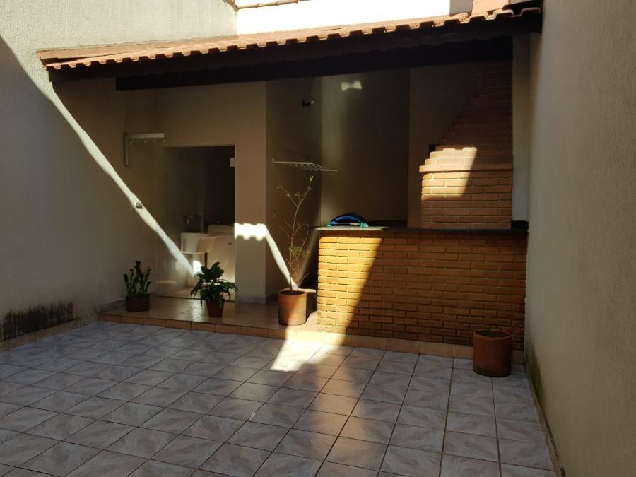 Sobrado à venda com 3 quartos, 140m² - Foto 2