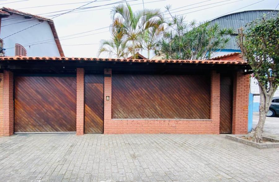 Casa à venda com 5 quartos, 350m² - Foto 11