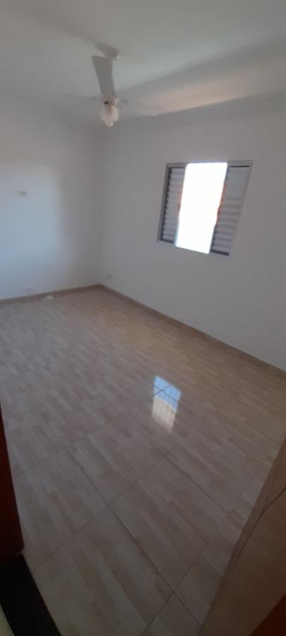 Sobrado à venda com 3 quartos, 210m² - Foto 14