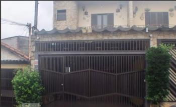 Sobrado para Venda por R$750.000,00 com 3 dormitórios, 1 suite e 2 vagas - Vila nhocuné, São paulo / SP