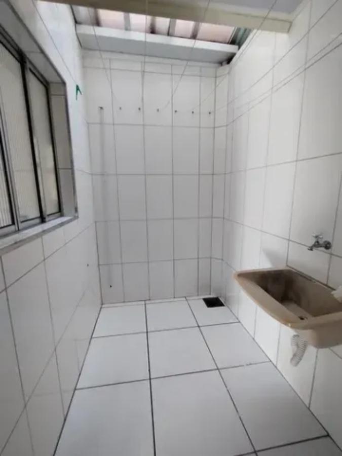 Sobrado à venda com 2 quartos, 57m² - Foto 19