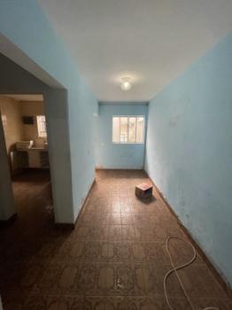 Sobrado para Venda por R$424.000,00 com 150m², 3 dormitórios, 2 vagas e 3 banheiros - Jardim ivone, São paulo / SP