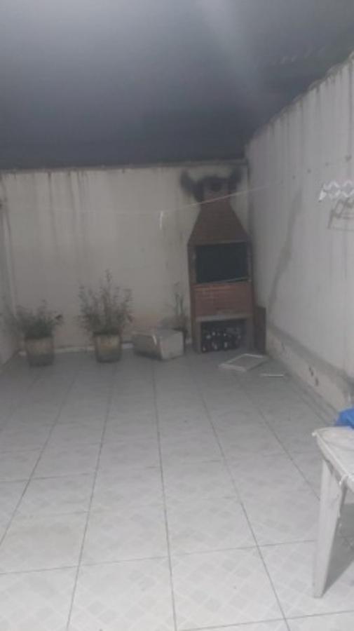 Sobrado à venda com 2 quartos, 120m² - Foto 4