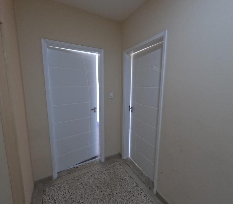 Apartamento à venda com 4 quartos, 150m² - Foto 7