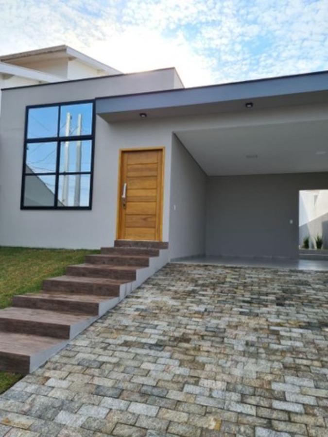 Casa de Condomínio à venda com 3 quartos, 308m² - Foto 1