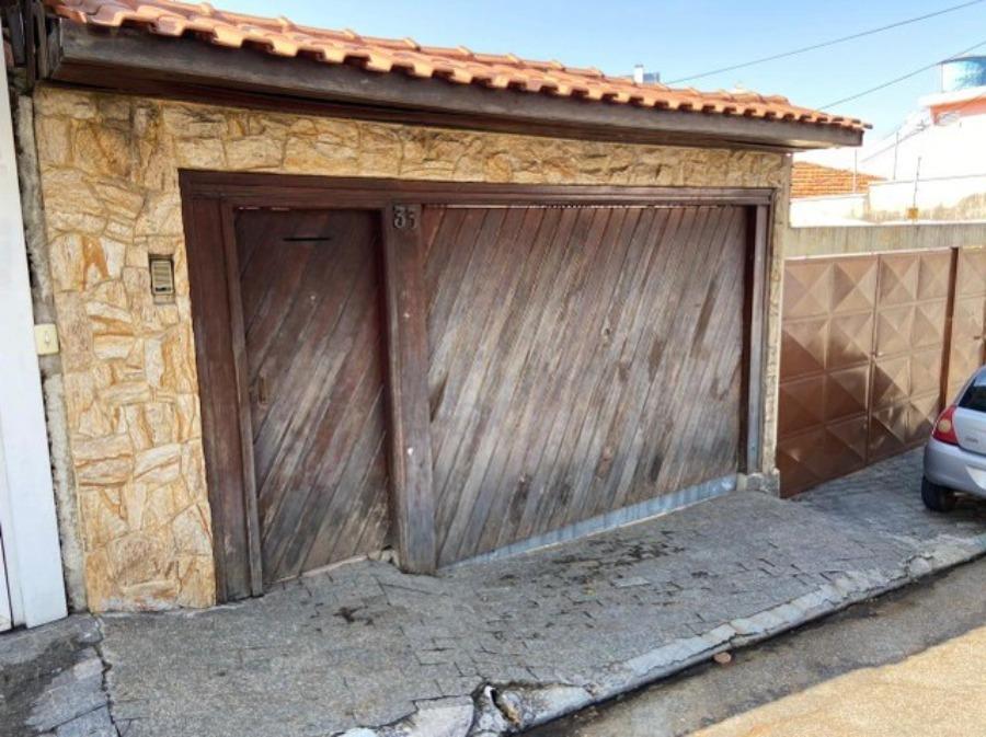 Casa à venda com 4 quartos, 250m² - Foto 1