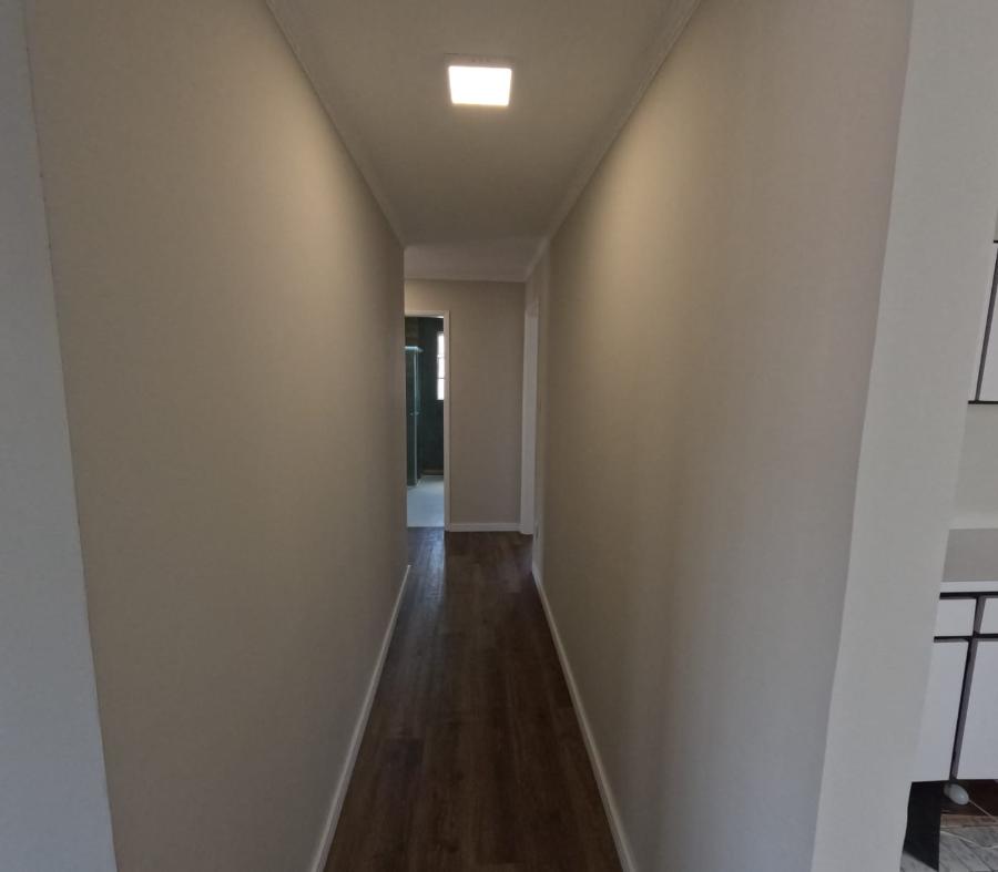 Apartamento à venda com 4 quartos, 150m² - Foto 2