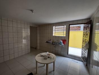 Sobrado para Venda por R$430.000,00 e Aluguel á R$1.600,00/Mês com 138m², 2 dormitórios, 1 vaga e 2 banheiros - Jardim romano, São paulo / SP