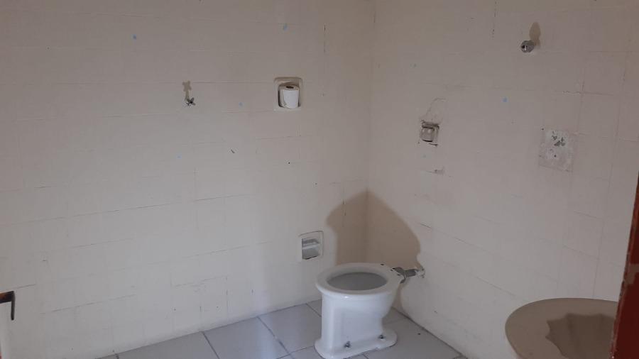 Casa à venda com 3 quartos, 250m² - Foto 17