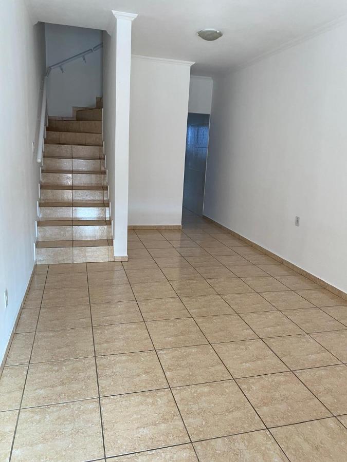 Sobrado, 2 quartos, 70 m² - Foto 2