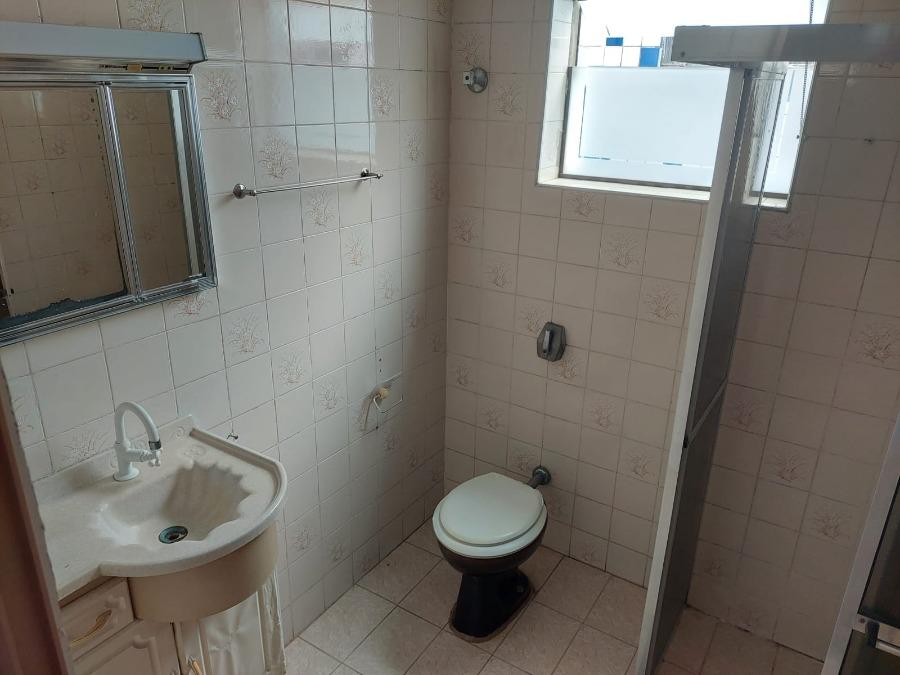 Casa à venda com 4 quartos, 250m² - Foto 15